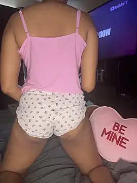 YeahhhitsBreezy online show from 5, 2, 2026