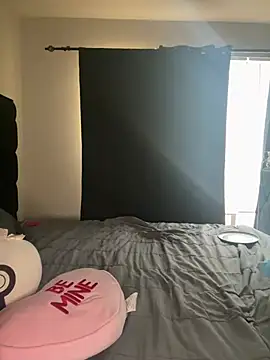 YeahhhitsBreezy online show from 8, 3, 2026