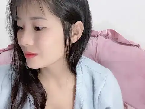 Snapshot of Lie_liee chatting on 13, 12, 2025 Lie liee online show from 13, 12, 2025