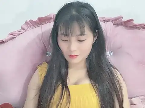 Snapshot of Lie_liee chatting on 16, 12, 2025 Lie liee online show from 16, 12, 2025