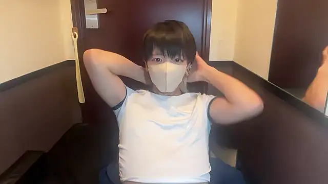 Snapshot of tora3220 chatting on 3, 10, 2025 tora3220 online show from 3, 10, 2025