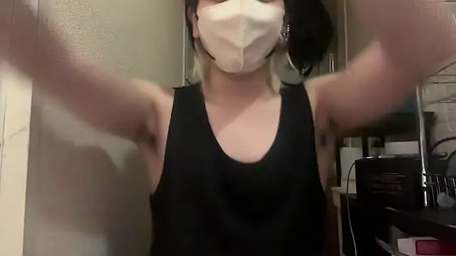 Snapshot of tora3220 chatting on 6, 10, 2025 tora3220 online show from 6, 10, 2025