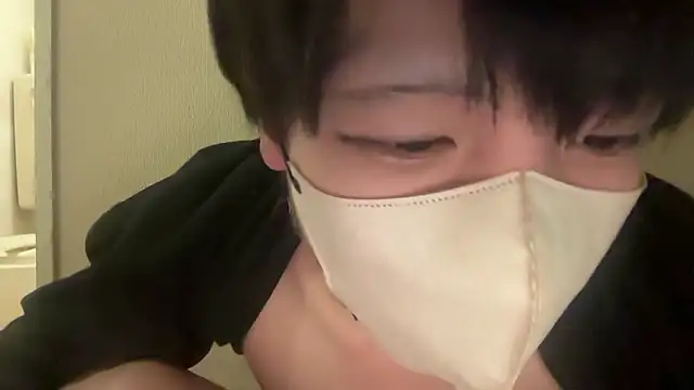 Snapshot of tora3220 chatting on 25, 10, 2025 tora3220 online show from 25, 10, 2025