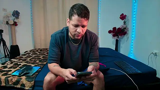 Snapshot of LucasGaeel chatting on 14, 4, 2026 LucasGaeel online show from 14, 4, 2026