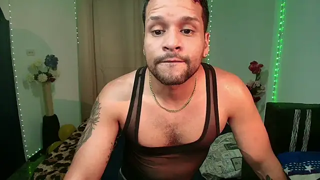 Snapshot of LucasGaeel chatting on 15, 4, 2026 LucasGaeel online show from 15, 4, 2026