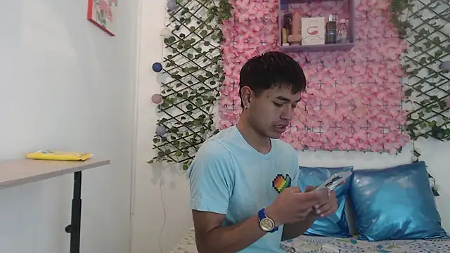 Snapshot of FUNNY_AND_HORNEY chatting on 30, 9, 2025 FUNNY AND HORNEY online show from 30, 9, 2025