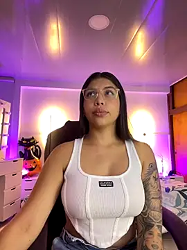 kloe28 online show from 28, 10, 2025