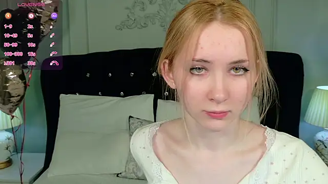 LiraKink online show from 9, 2, 2026