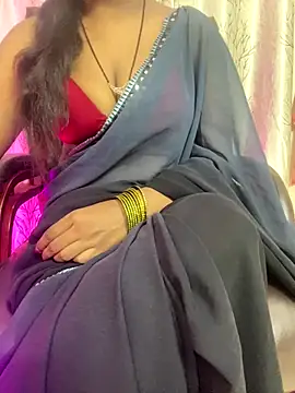 sweet-ananya23 online show from 6, 10, 2025