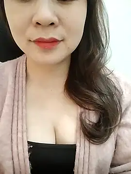 Girl Shy2000 online show from 15, 3, 2026