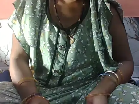 Snapshot of RINA_RANI_0 chatting on 24, 10, 2025 RINA RANI 0 online show from 24, 10, 2025