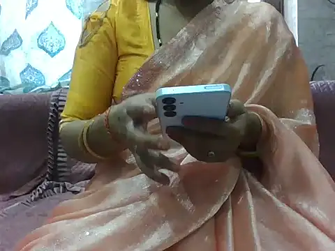 Snapshot of RINA_RANI_0 chatting on 25, 10, 2025 RINA RANI 0 online show from 25, 10, 2025