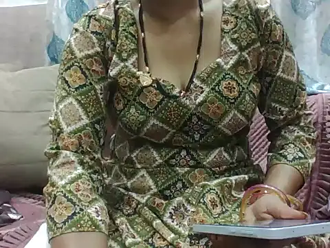 Snapshot of RINA_RANI_0 chatting on 26, 10, 2025 RINA RANI 0 online show from 26, 10, 2025