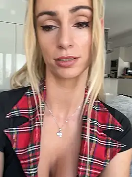 ericafontesx online show from 10, 10, 2025