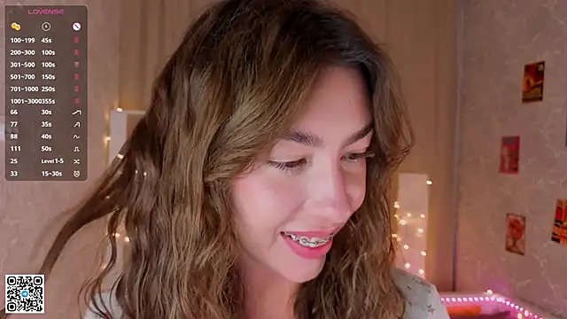 KeilaJeschon online show from 8, 11, 2025