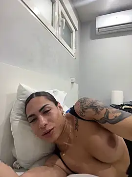 Naomi24herr online show from 2, 3, 2026