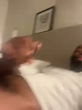 Snapshot of vaultclub chatting on 15, 12, 2025 vaultclub online show from 15, 12, 2025