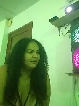 MEYBELLATINA online show from 13, 6, 2026