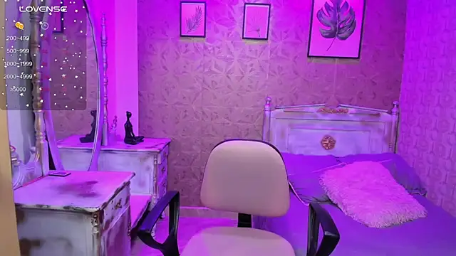 Megane whitte online show from 27, 11, 2025