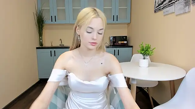 CallMeMargo online show from 8, 10, 2025