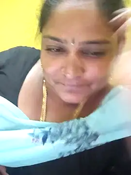 Snapshot of navyasree143 chatting on 28, 9, 2025 navyasree143 online show from 28, 9, 2025