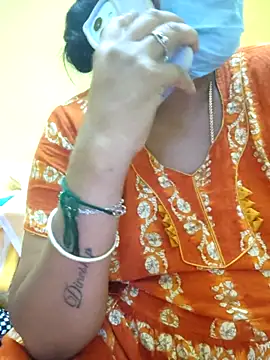Snapshot of navyasree143 chatting on 5, 10, 2025 navyasree143 online show from 5, 10, 2025