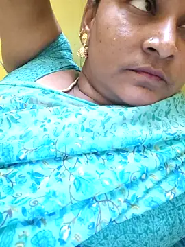 Snapshot of navyasree143 chatting on 5, 10, 2025 navyasree143 online show from 5, 10, 2025