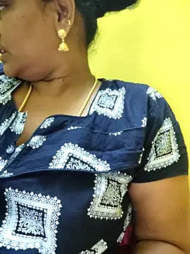 Snapshot of navyasree143 chatting on 10, 10, 2025 navyasree143 online show from 10, 10, 2025