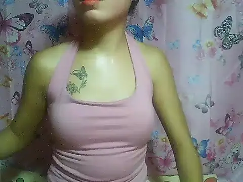 Snapshot of SweetPussie18x chatting on 12, 11, 2025 SweetPussie18x online show from 12, 11, 2025