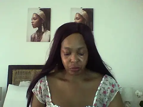 Snapshot of Blacksashaxx chatting on 17, 10, 2025 Blacksashaxx online show from 17, 10, 2025