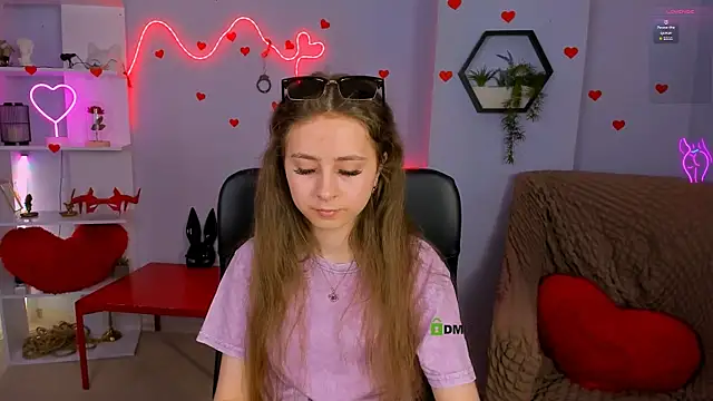 rebecca smile online show from 21, 5, 2026