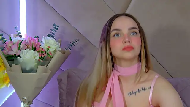 Snapshot of AnitaVenture chatting on 8, 2, 2026 AnitaVenture online show from 8, 2, 2026