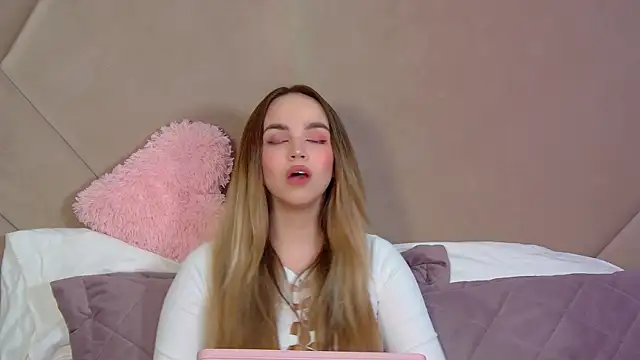 AnitaVenture online show from 4, 4, 2026