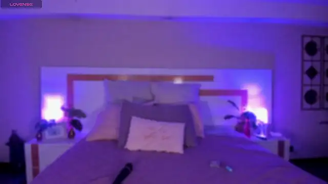 Violeta dh online show from 10, 3, 2026