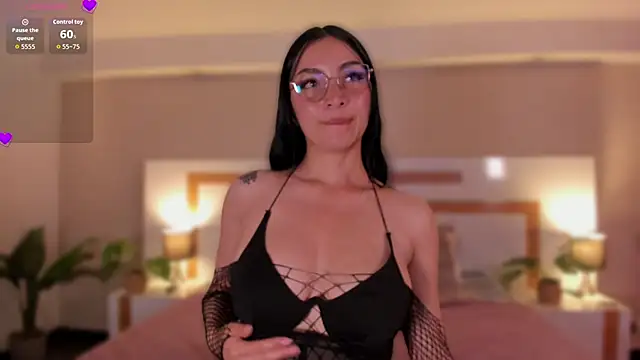 Snapshot of Violeta_dh chatting on 12, 5, 2026 Violeta dh online show from 12, 5, 2026