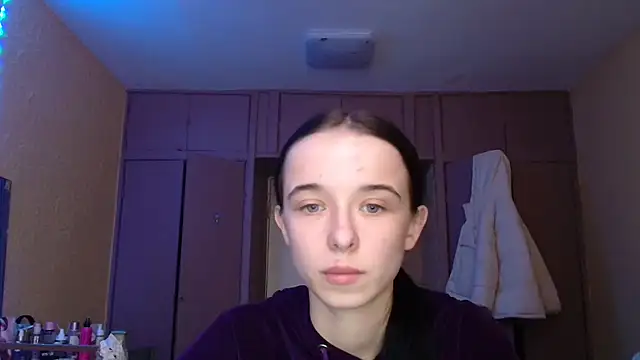 Emilia Light online show from 18, 1, 2026