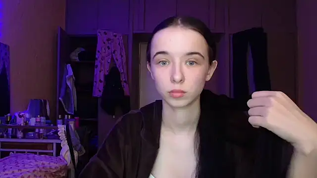 Emilia Light online show from 14, 3, 2026