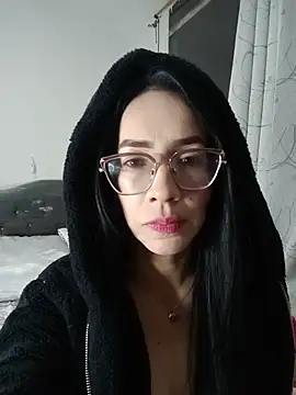YaraDuartee online show from 10, 7, 2026