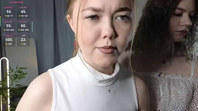 Snapshot of TwixieGuo chatting on 25, 10, 2025 TwixieGuo online show from 25, 10, 2025