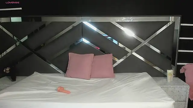 GabySweett  online show from 23, 11, 2025