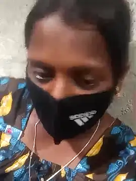 Snapshot of Tamil_Hot_Sandy chatting on 18, 10, 2025 Tamil Hot Sandy online show from 18, 10, 2025