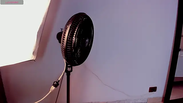 Caroline Millerr online show from 14, 1, 2026