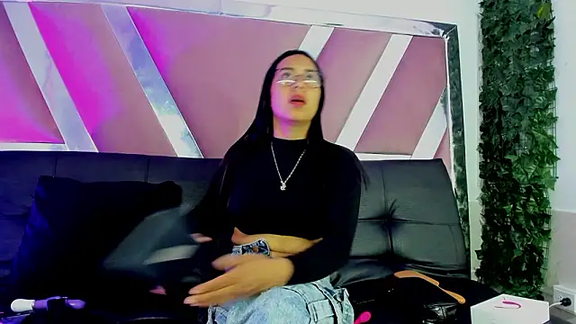 KateValencia online show from 14, 3, 2026