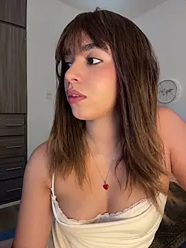 Snapshot of Capricho_01 chatting on 23, 6, 2026 Capricho 01 online show from 23, 6, 2026