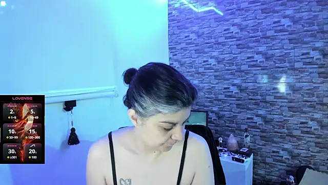 Yin yang hot online show from 22, 11, 2025