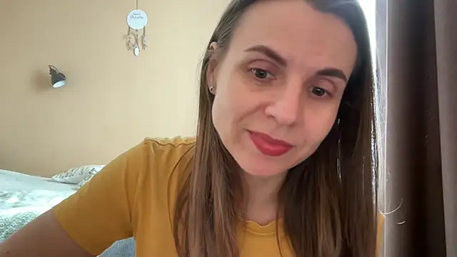 AnnieLove7722 online show from 19, 5, 2026
