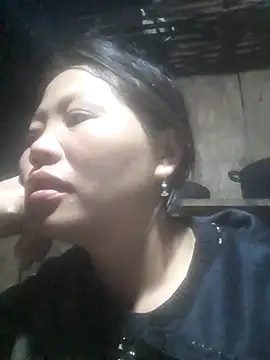 bree-zz online show from 25, 10, 2025