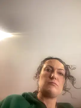 sexybriiiixoxo online show from 9, 1, 2026