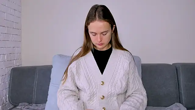 LilMary  online show from 3, 12, 2025