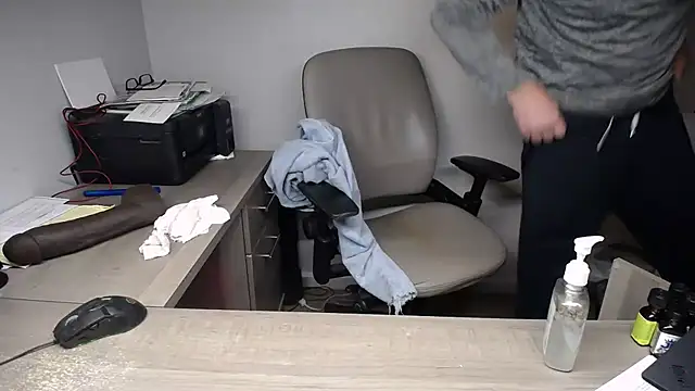 Snapshot of sackstor chatting on 5, 12, 2024 sackstor online show from 5, 12, 2024